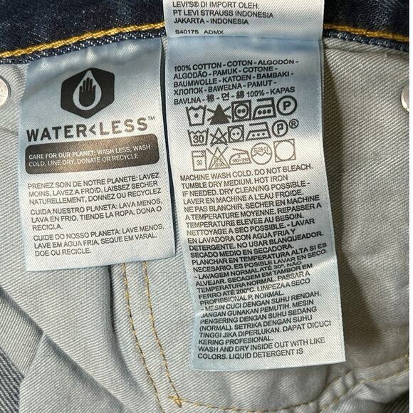 NWT Levis 550 Mens Relaxed Fit Tapered Leg Denim Blue Jeans 58x30 B&T Big & Tall - Picture 4 of 8